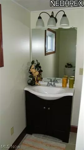 117 Morrison St, Struthers, OH 44471 photo 8