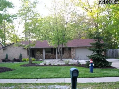 6207 Hillside Rd, Independence, OH 44131 photo 1