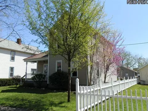 320 W 9th St, Dover, OH 44622 photo 11