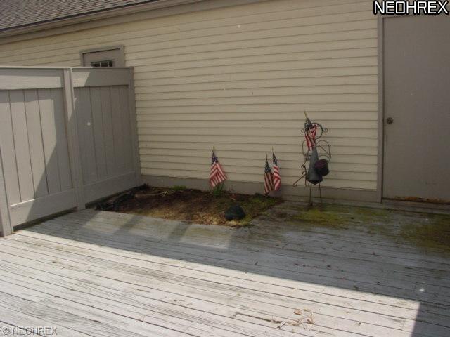 3201 Mariners Island Dr NW #3g, Canton, OH 44708 photo 4