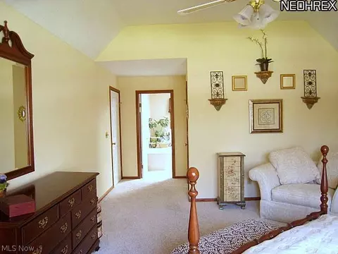 560 E Jackson Rd, Aurora, OH 44202 photo 16