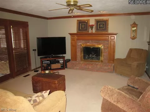 560 E Jackson Rd, Aurora, OH 44202 photo 12