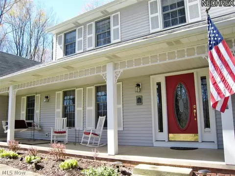 560 E Jackson Rd, Aurora, OH 44202 photo 2
