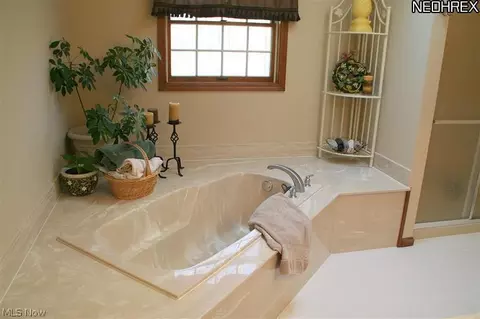 560 E Jackson Rd, Aurora, OH 44202 photo 17