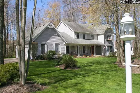 560 E Jackson Rd, Aurora, OH 44202 photo 1