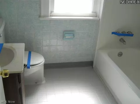 10 E 221 St, Euclid, OH 44123 photo 8