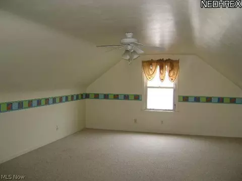 1053 Runge Ave, Struthers, OH 44471 photo 6