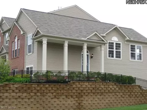 424 Stonehurst, Copley, OH 44321 photo 9