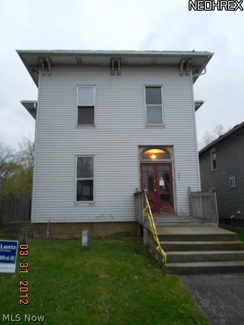 218 5th St, Elyria, OH 44035 photo 1