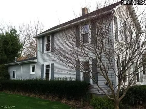 2412 Center Rd, Ashtabula, OH 44004 photo 2