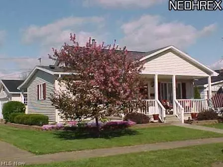 322 Prospect St, Dover, OH 44622 photo 1