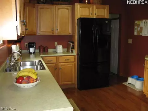 804 N 4th St, Dennison, OH 44621 photo 6