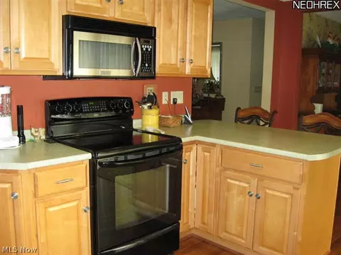 804 N 4th St, Dennison, OH 44621 photo 5