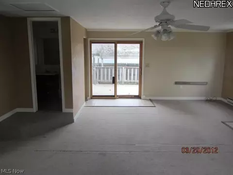 178 Valley Forge Cir, Elyria, OH 44035 photo 9