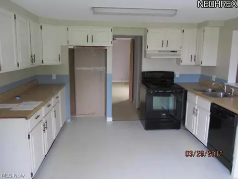 178 Valley Forge Cir, Elyria, OH 44035 photo 6
