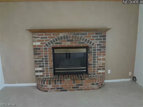 440 Center St, Warren, OH 44481 photo 7