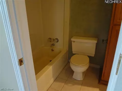 440 Center St, Warren, OH 44481 photo 9