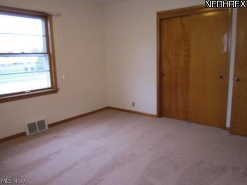 330 Bunker Rd, Willowick, OH 44095 photo 13
