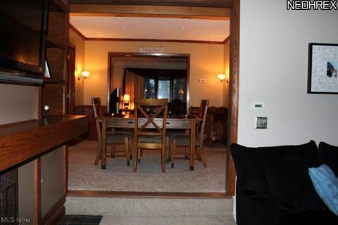 148 Fifth Ave, Chardon, OH 44024 photo 5