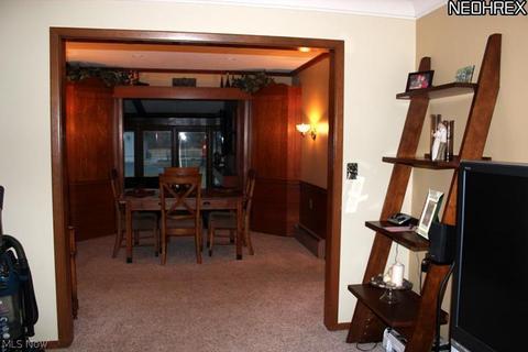 148 Fifth Ave, Chardon, OH 44024 photo 6