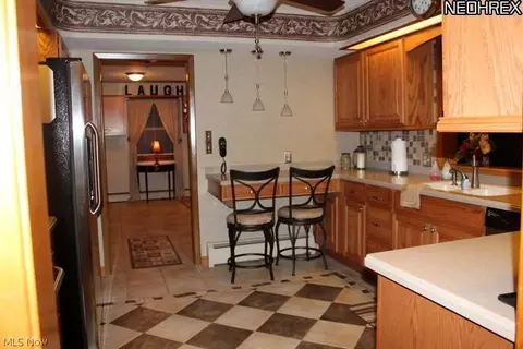 148 Fifth Ave, Chardon, OH 44024 photo 8