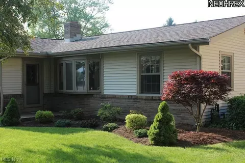 148 Fifth Ave, Chardon, OH 44024 photo 2