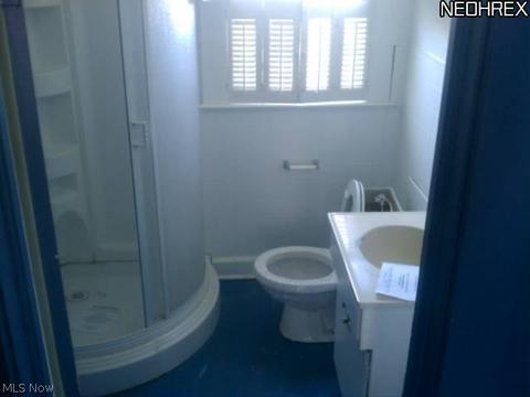244 W 50th St, Ashtabula, OH 44004 photo 7