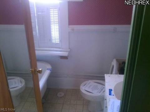 244 W 50th St, Ashtabula, OH 44004 photo 13