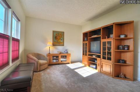 2587 Covington, Avon, OH 44011 photo 4