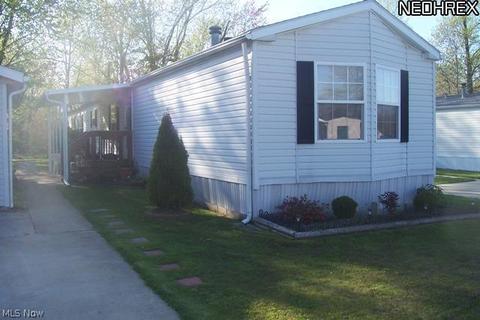 2668 Eagle Point Dr, Madison, OH 44057 photo 1