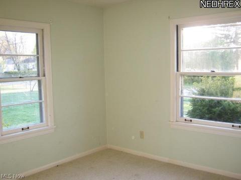 95 Stephens Rd, Akron, OH 44312 photo 8