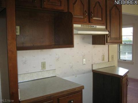 95 Stephens Rd, Akron, OH 44312 photo 3
