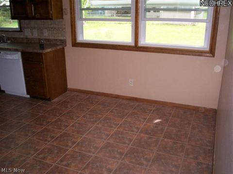 1853 Wingate, Youngstown, OH 44514 photo 4