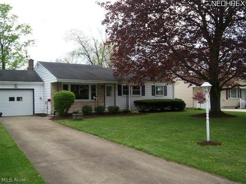 1853 Wingate, Youngstown, OH 44514 photo 1
