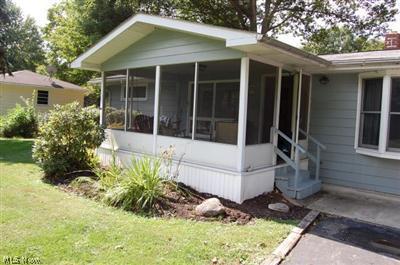 9591 Colton Rd, Windham, OH 44288 photo 2