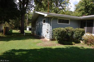 9591 Colton Rd, Windham, OH 44288 photo 4