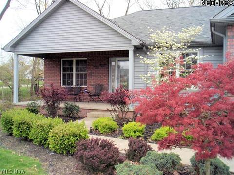 6975 Ruby Cts, Austintown, OH 44515 photo 4