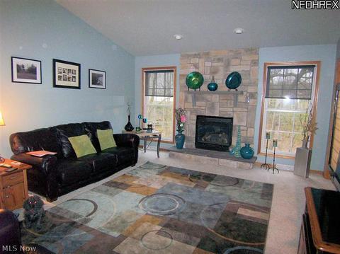 6975 Ruby Cts, Austintown, OH 44515 photo 7