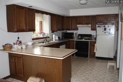 1331 Quail Ct, Boardman, OH 44512 photo 2