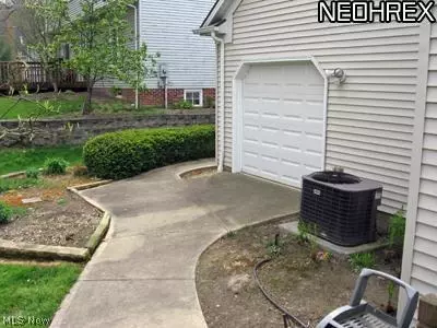 35530 Michael Dr, Solon, OH 44139 photo 25