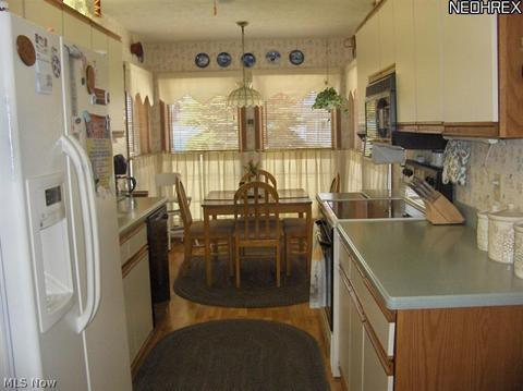 194 Burns Rd, Elyria, OH 44035 photo 6