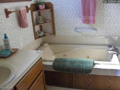 194 Burns Rd, Elyria, OH 44035 photo 10