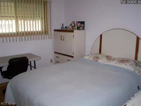 811 E 272nd St, Euclid, OH 44132 photo 6