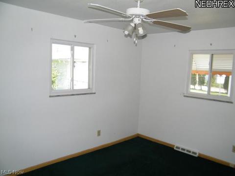 5465 E 141, Maple Heights, OH 44137 photo 9