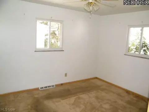 5465 E 141, Maple Heights, OH 44137 photo 10