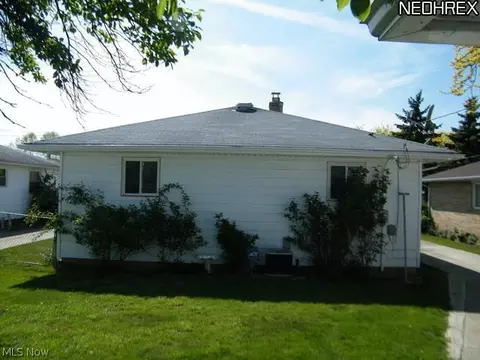 5465 E 141, Maple Heights, OH 44137 photo 12