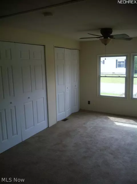 483 Stable Dr, Lagrange, OH 44050 photo 8