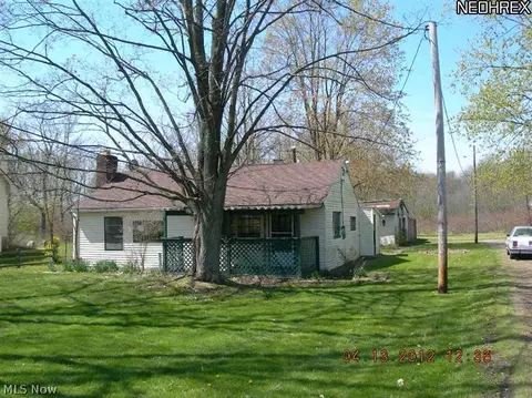 3201 Sandy Ave SE, Canton, OH 44707 photo 1