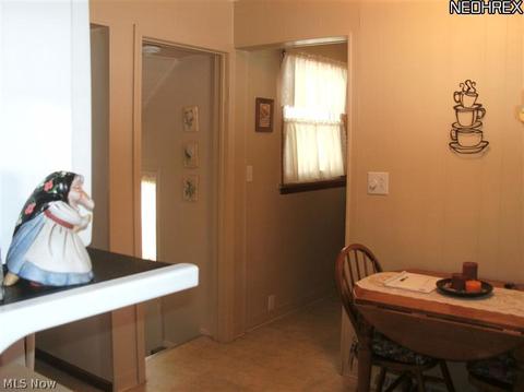 106 Harvey, Struthers, OH 44471 photo 5