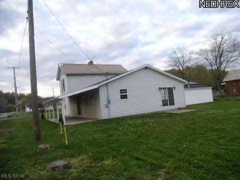 968 2nd St, Dresden, OH 43821 photo 2